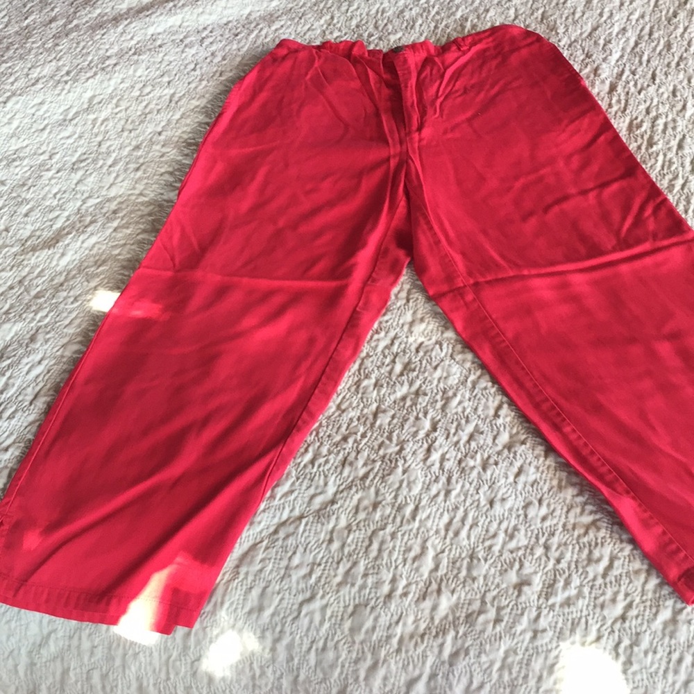 Red 100% Rayon Capri pants